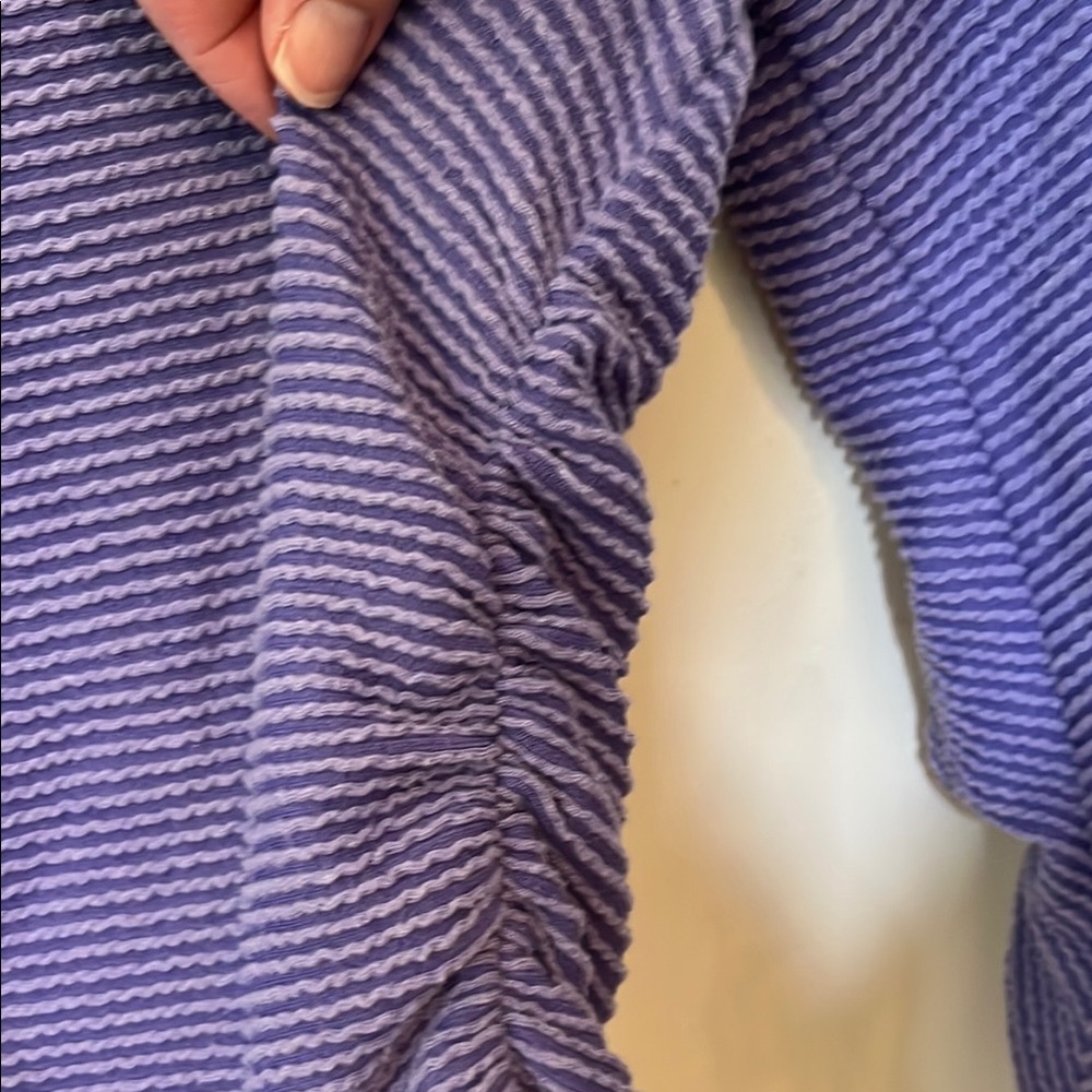 Renee C. Lavender Ribbed Ruched Top - Picture 4 of 8